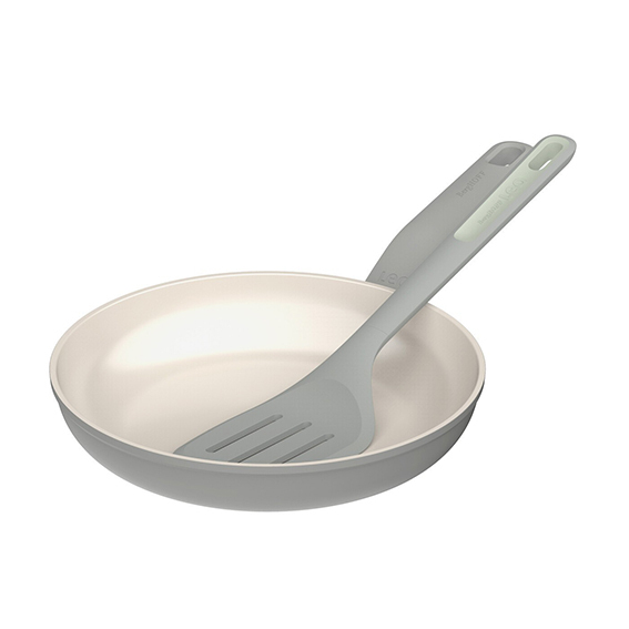 Padella antiaderente 24cm con paletta 