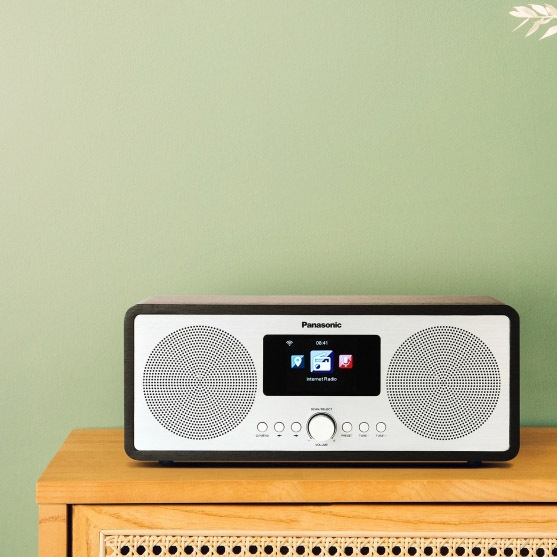 Radio DAB design retrò 