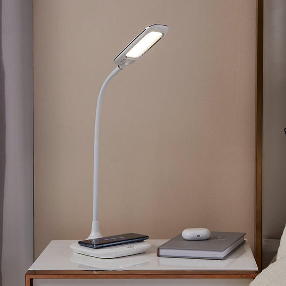 Lampada con ricarica QI e dimmer touch  