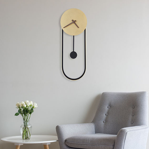 Orologio da parete con LED